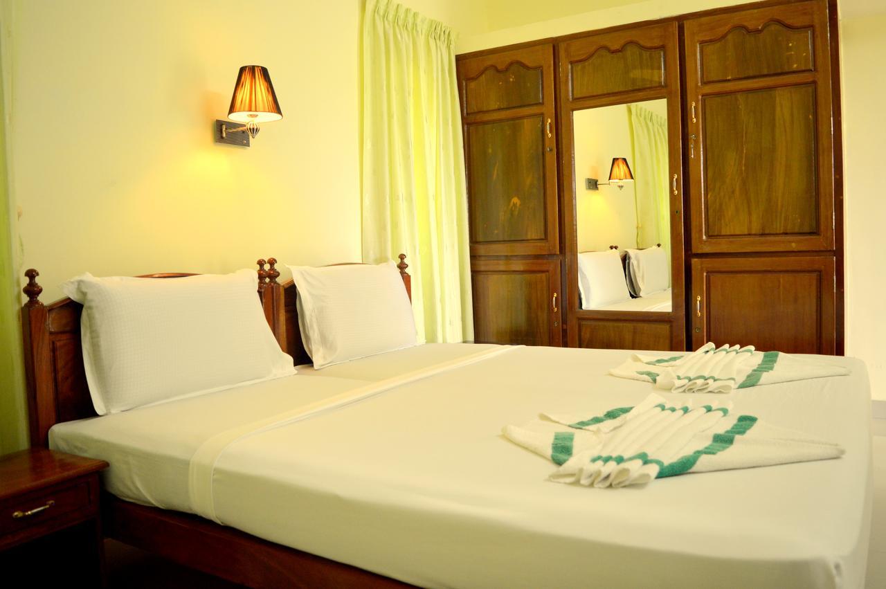 Ganesh Ayurveda Holiday Home Bed And Breakfast Kovalam Ngoại thất bức ảnh